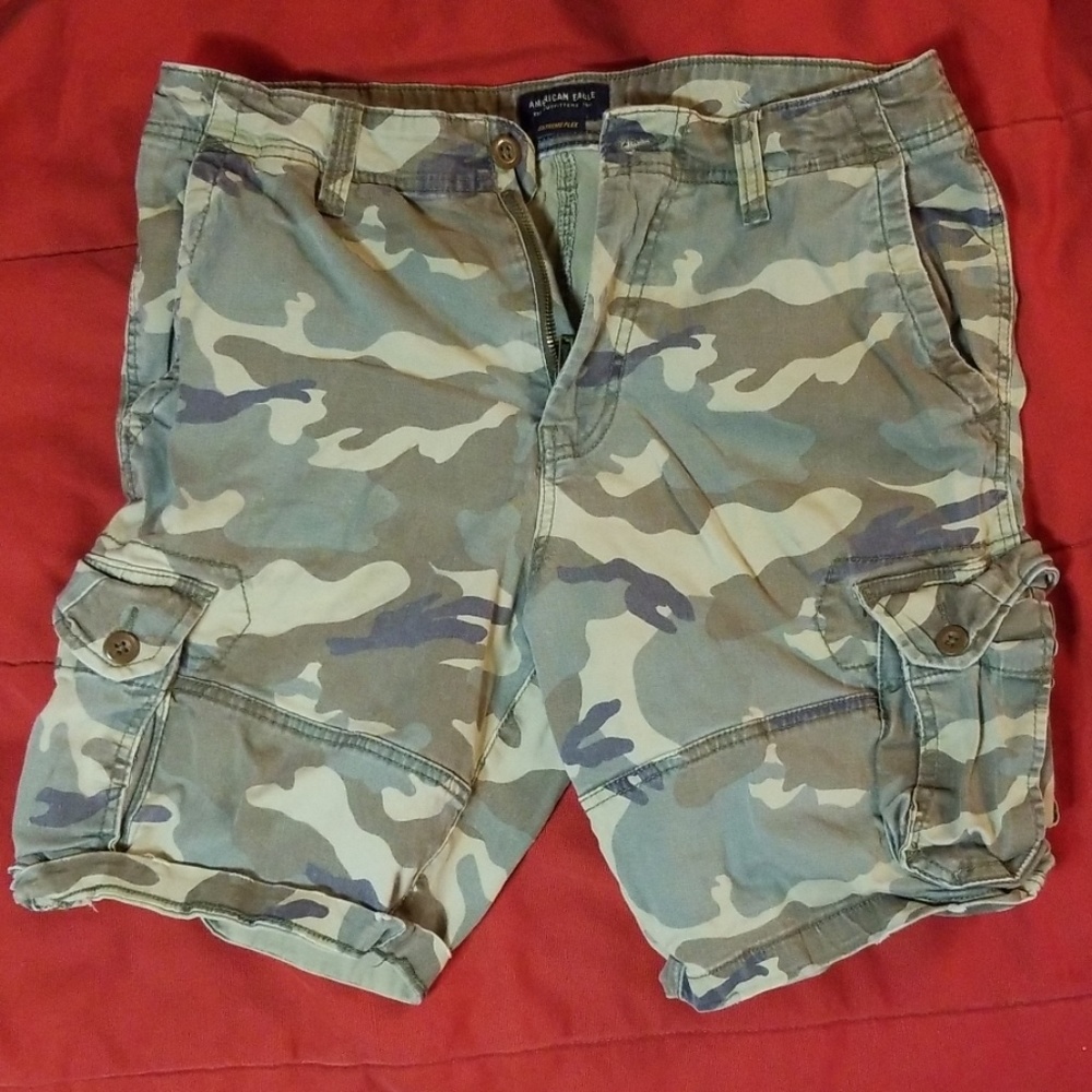 COPY - American Eagle Extreme Flex Camo Cargo Sho…